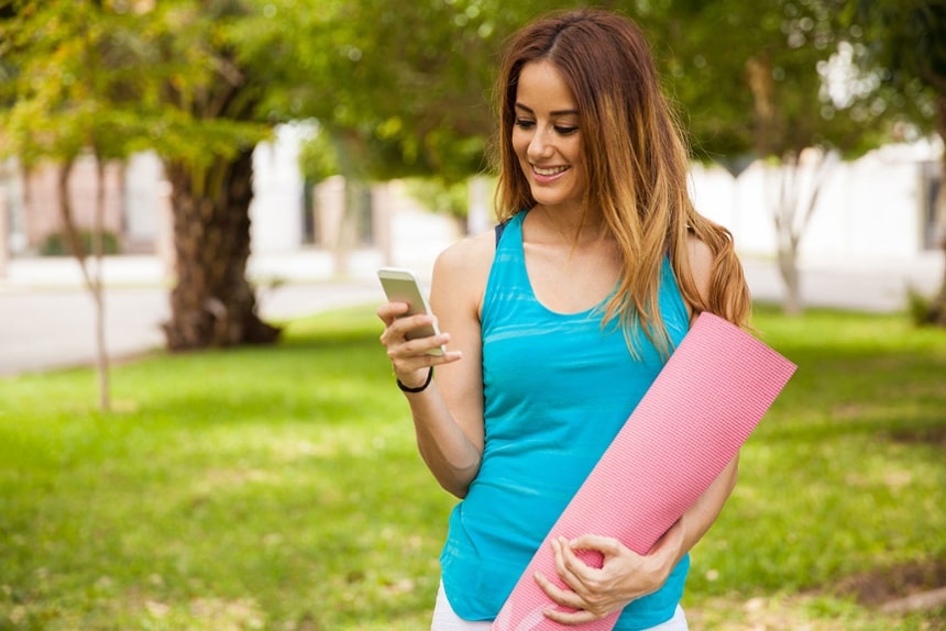 yoga-phone.jpg